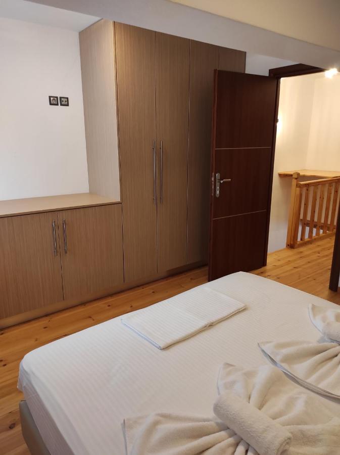 Astradeni Luxury Kratir * Paloi