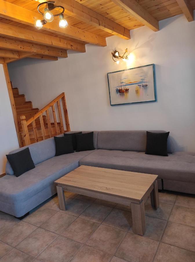 Astradeni Luxury Kratir Apartment
