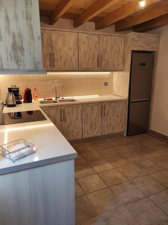 Apartment Astradeni Luxury Kratir Paloi